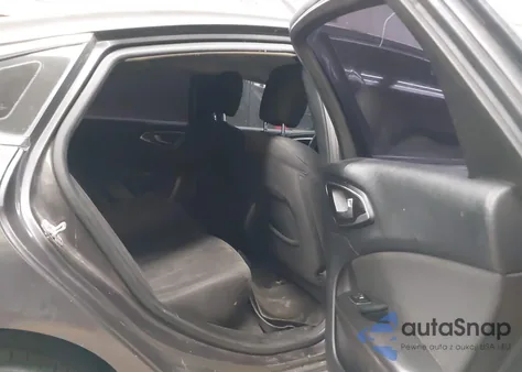 2015 Chrysler 200 Limited из США, поврежденный, VIN 1C3CCCAB4FN670821